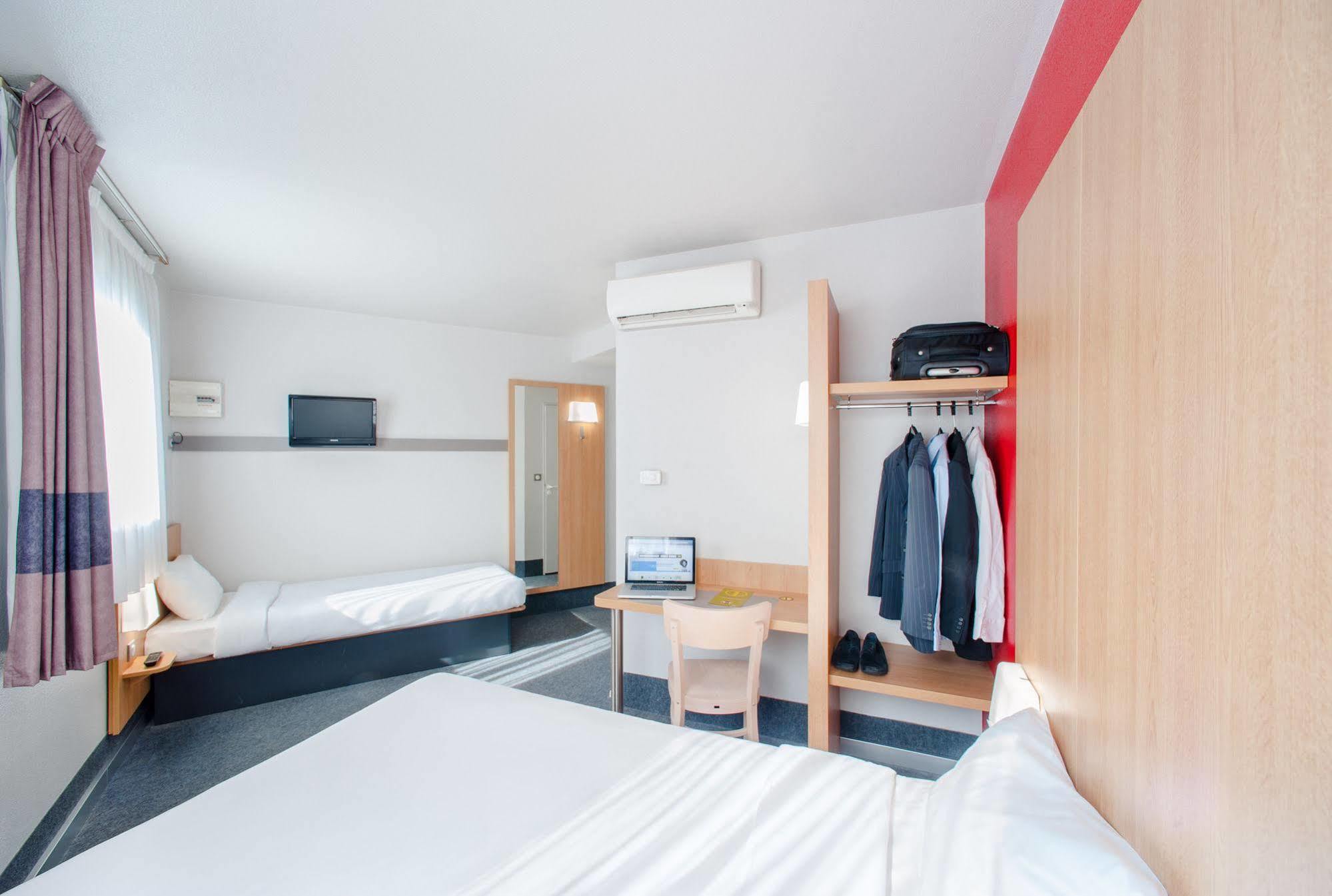 B&B Hotel Cholet Sud Exteriér fotografie